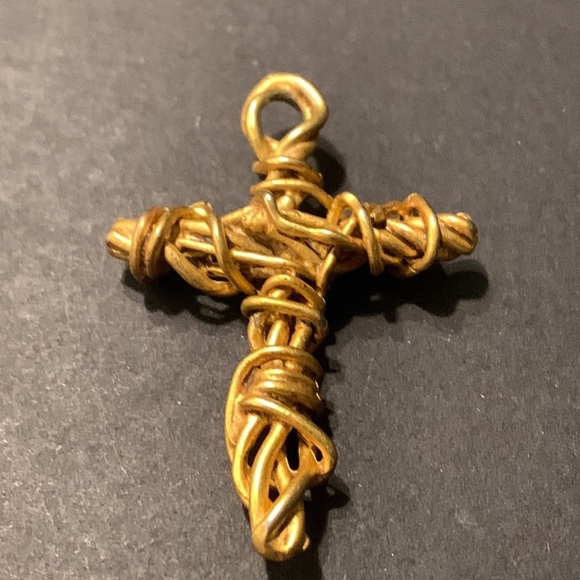 ♥️ Sale 3for$15! Gold tone and silver tone religious pendants - Picture 3 of 7